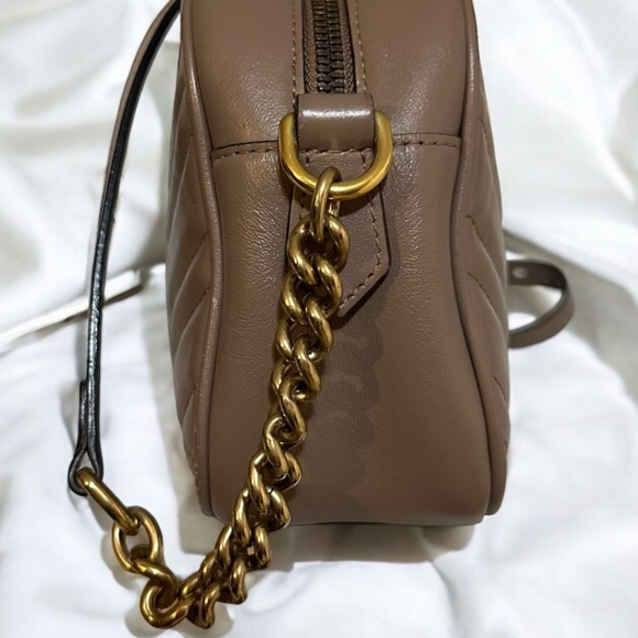 Gucci Marmont Crossbody - Picture 5 of 10